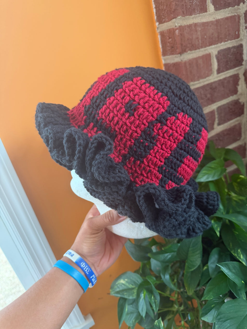 1913 Ruffle Hat