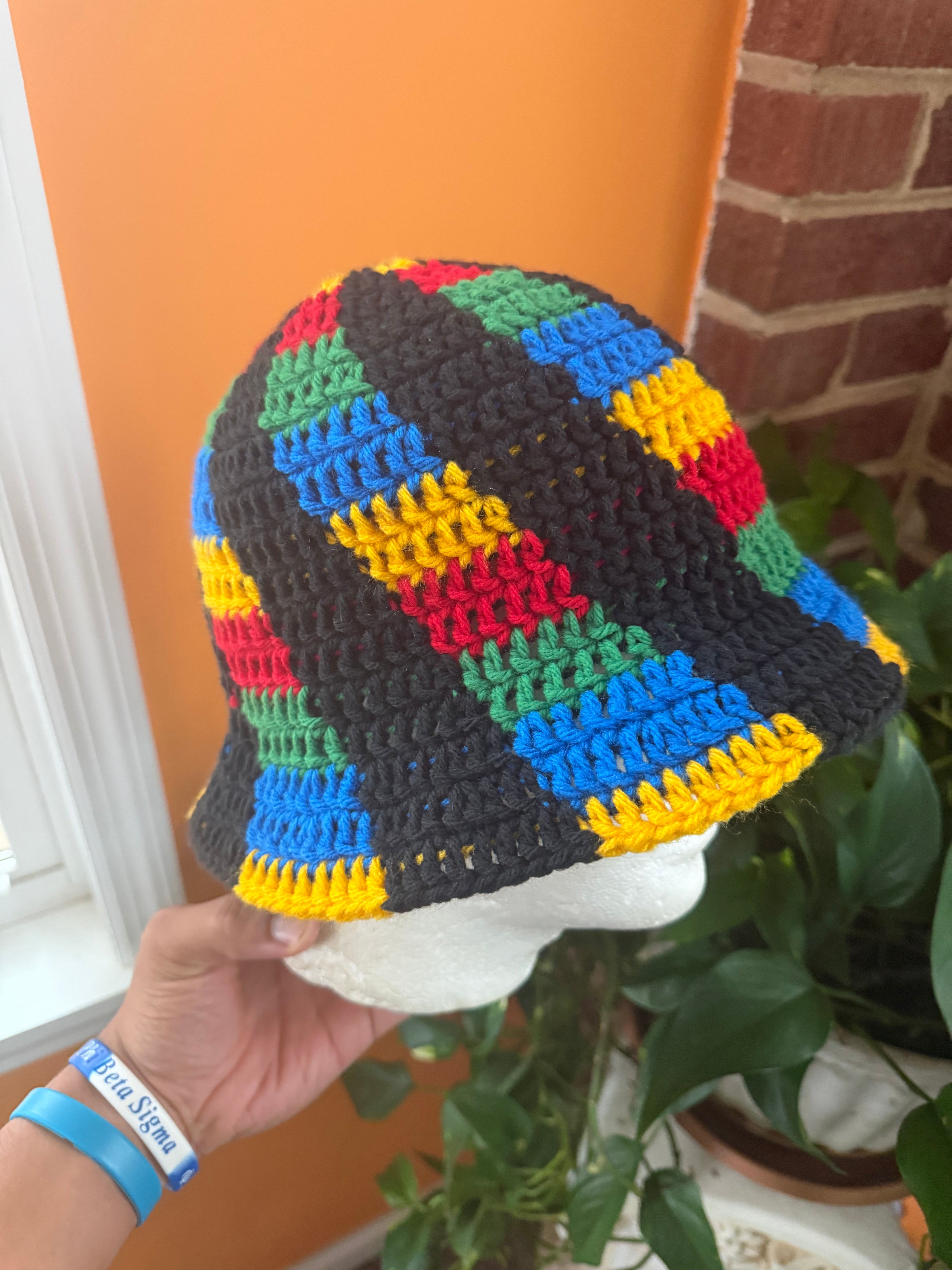 Retro Spiral Bucket Hat