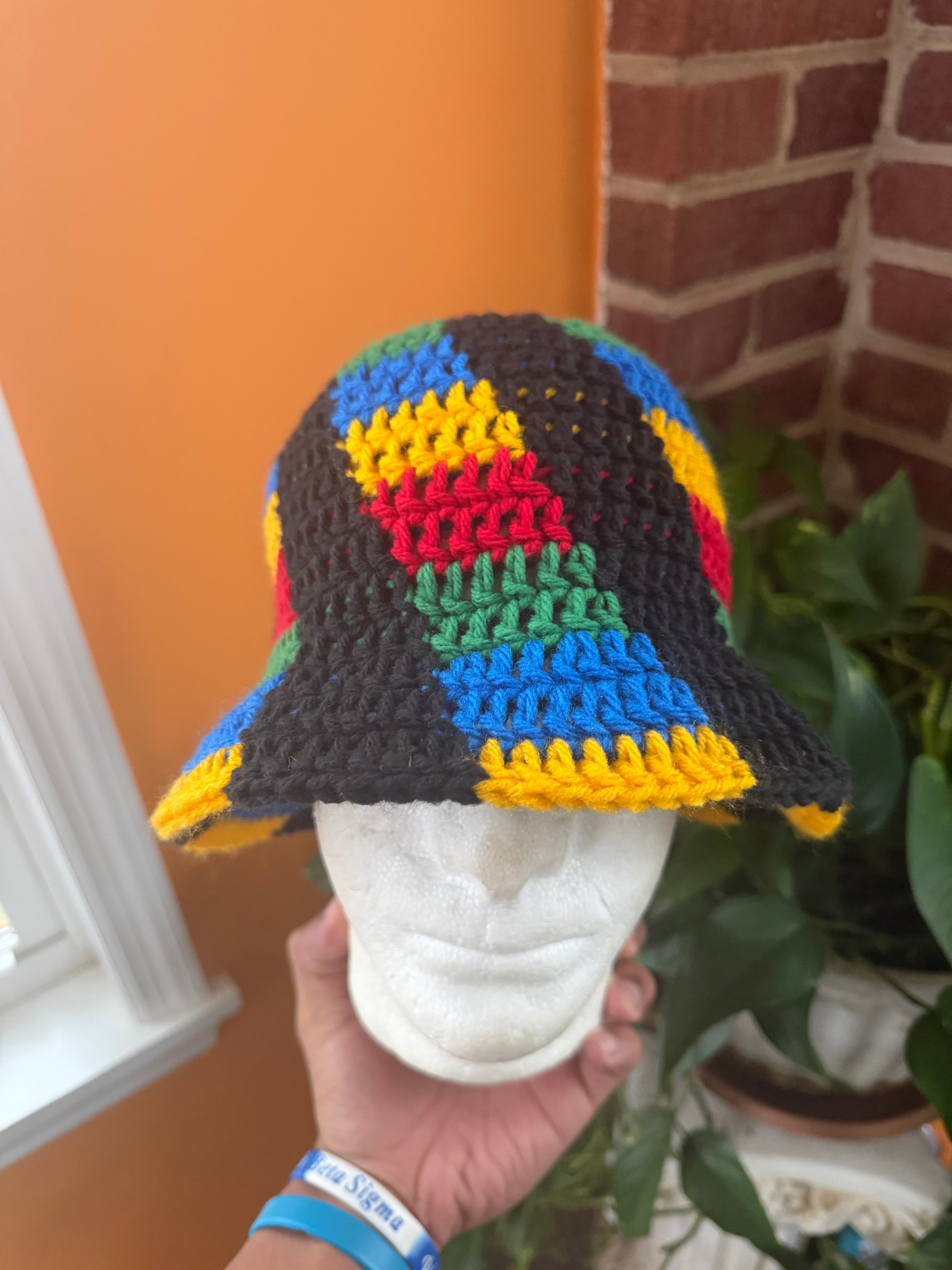 Retro Spiral Bucket Hat